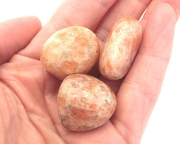Zonnesteen knuffelsteen 10 - 15 gram