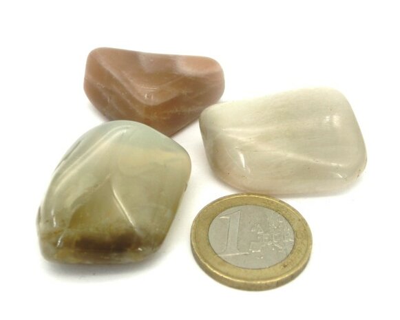 Maansteen knuffelsteen 25-35 gram