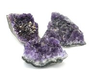 Uruguay Amethist ruw (bestseller kwaliteit) set van 3 stuks Uruguay Amethist ruw (bestseller kwaliteit) set van 3 stuks