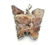 Ruwe Chalcedoon vlinder hanger Ruwe Chalcedoon vlinder hanger