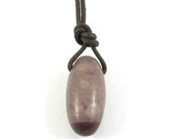 Shiva Lingam hanger aan koord Shiva Lingam hanger aan koord