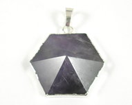 Amethist hexagoon hanger Amethist hexagoon hanger